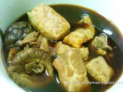 Bak Kut Teh/ Pork Ribs Tea Soup