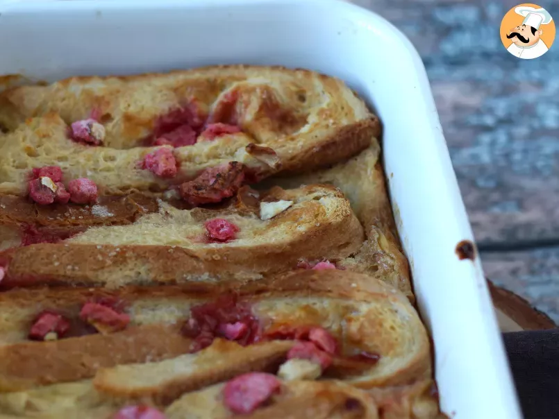 Baked french toast with prink pralines topping - photo 3
