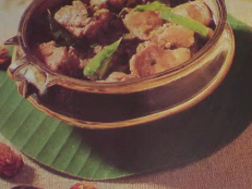 Bamboo Shoot Curry, Mushroom Curry & Errachi Barthadu - Coorg Cuisine