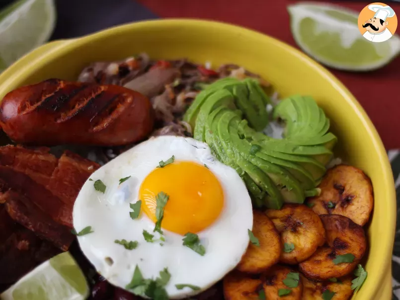 Bandeja Paisa, the Colombian dish full of flavors and tradition - photo 2