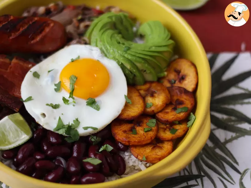Bandeja Paisa, the Colombian dish full of flavors and tradition - photo 5