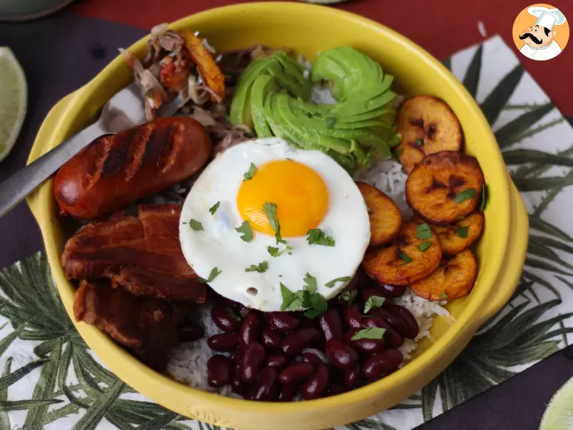 Bandeja Paisa, the Colombian dish full of flavors and tradition - photo 6