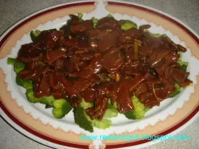 Beef with Broccoli in Oyster Sauce - photo 4