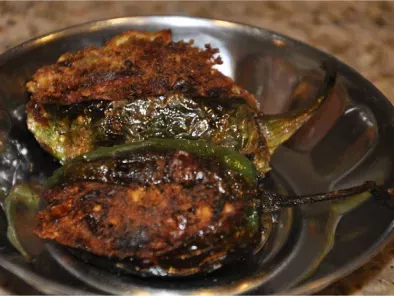 Besan Bhari Hari Mirch (Green Chillies Stuffed with Chick Pea Flour)