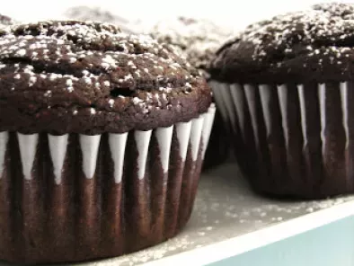 Bethenny's Molten Chocolate Cupcakes - photo 3