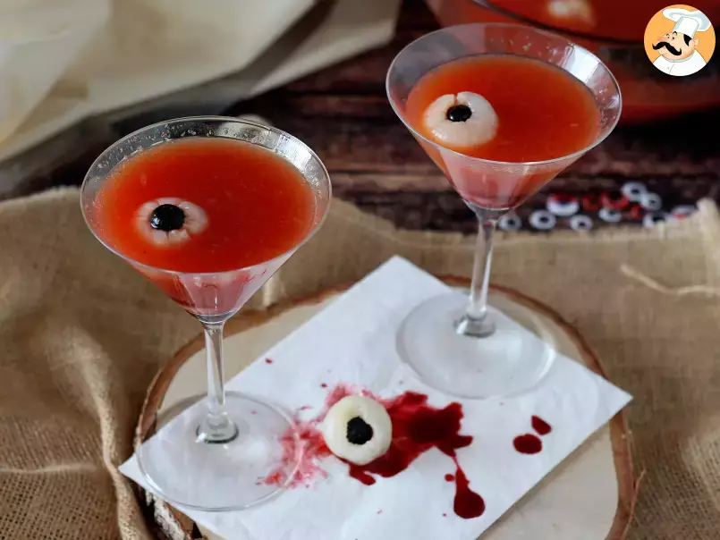 Bloody cocktail for Halloween, to share and without alcohol! - Halloween mocktail