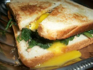 Breakfast Sandwich with Spinach and Fried Egg