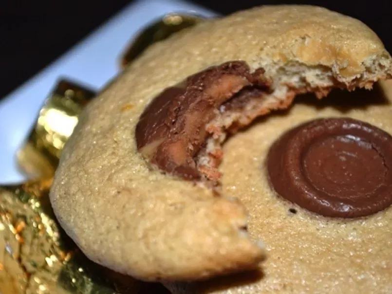 Brown Sugar Sponge Cookie w/ Chocolate Covered Caramels - photo 3