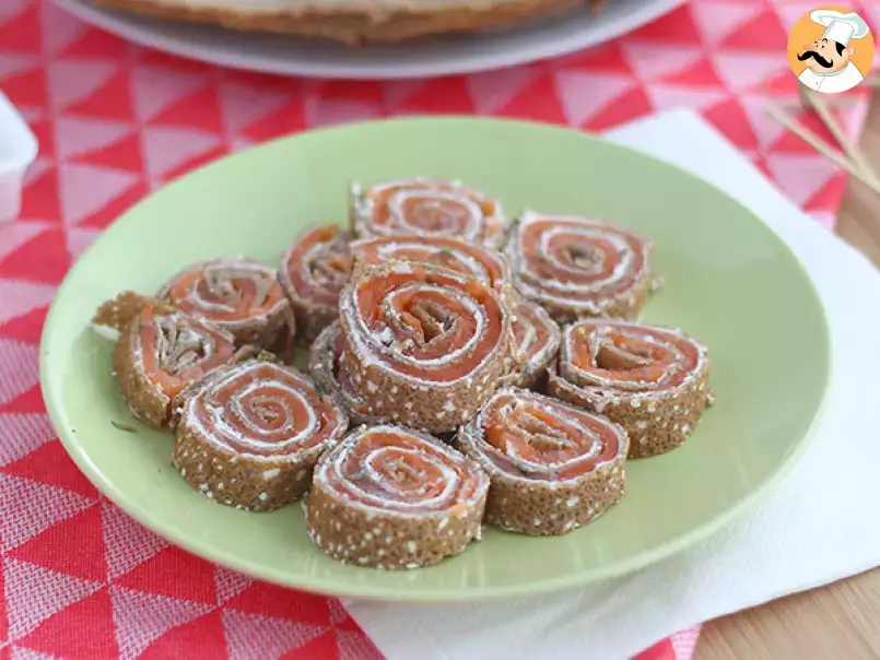 Buckwheat pinwheels with salmon - Video recipe!