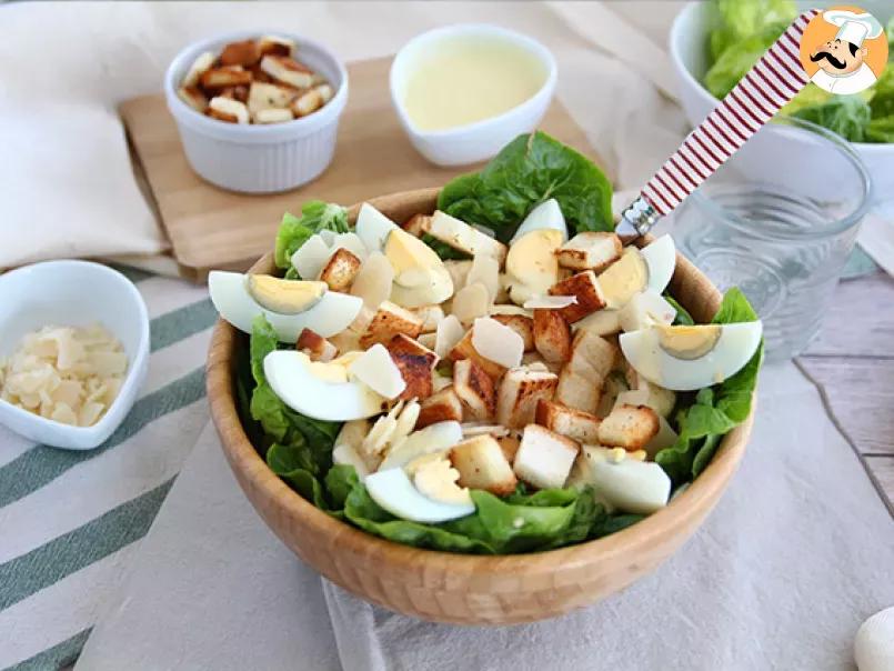Caesar salad - the classic recipe - photo 2
