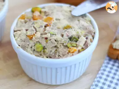 Chicken pate with pistachios - Video recipe ! - photo 4