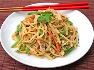 Chinese Noodle and Chicken Salad