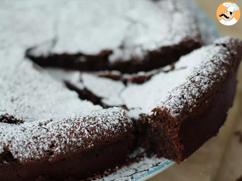 Chocolate cake - Video recipe !