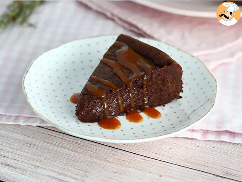 Chocolate fudge with salted butter caramel