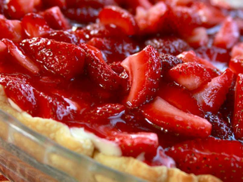 Classic Strawberry Cream Pie - photo 3
