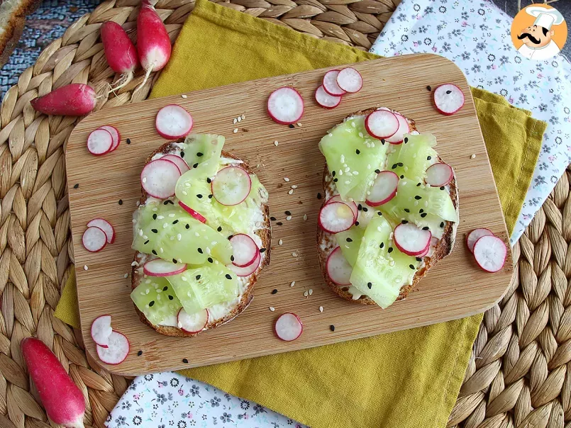 Cream cheese, cucumber and radish toasts - photo 5