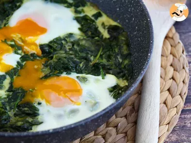 Creamed spinach with eggs - photo 3