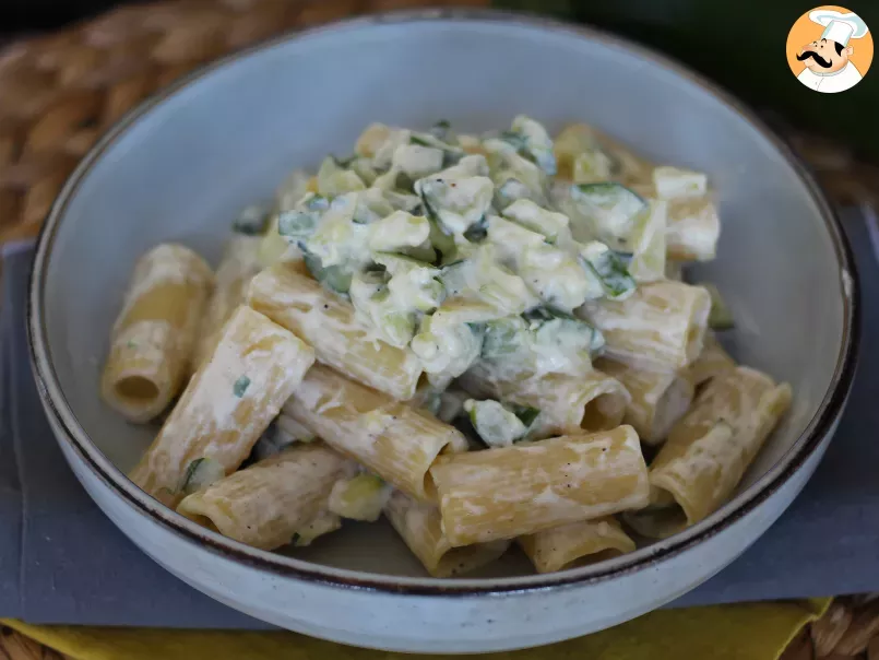 Creamy zucchini pasta, a tasty and easy to prepare recipe - photo 4