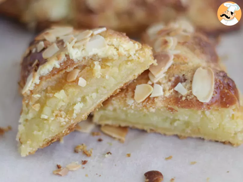 Croissants with almonds - Video recipe ! - photo 2