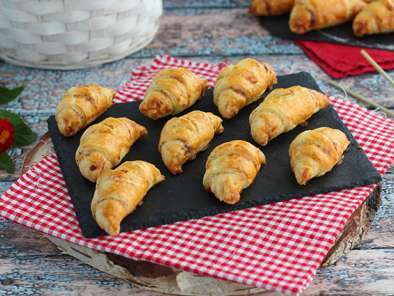 Croissants with ham and cheese - photo 2