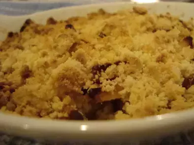 Crumble with Apple and Peer