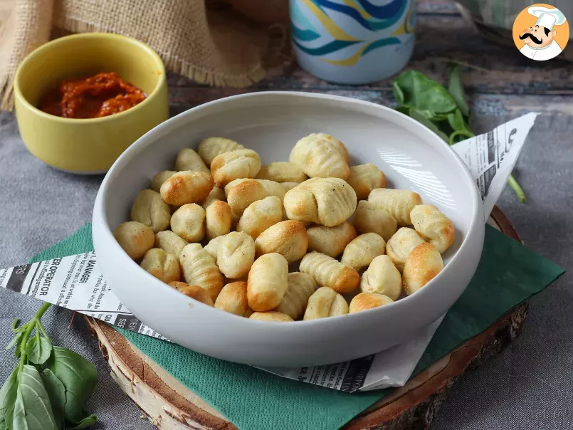 Crunchy and soft Air fryer gnocchi ready in just 10 minutes!