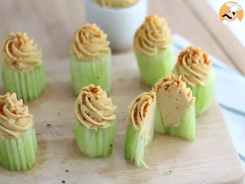 Cupcakes with cucumber and hummus - Video recipe ! - photo 2