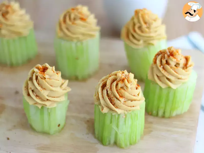Cupcakes with cucumber and hummus - Video recipe ! - photo 4