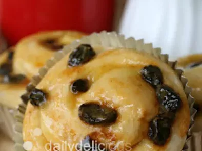 Custard Raisin Bread: Soft and sweet bread, I know that you will love it!