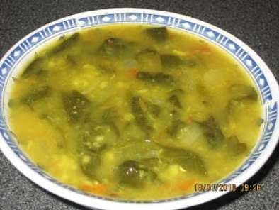 Daal Palak (Spinach and Lentil Curry)