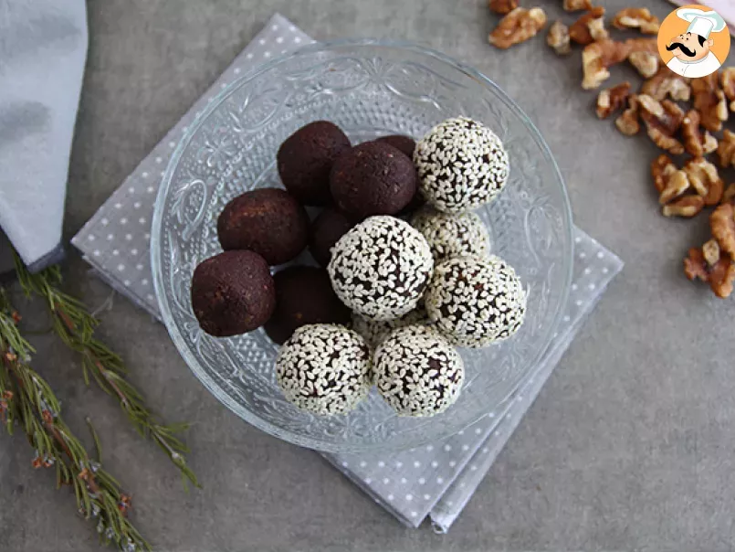 Dates and chocolate energy balls with sesame seeds - photo 2