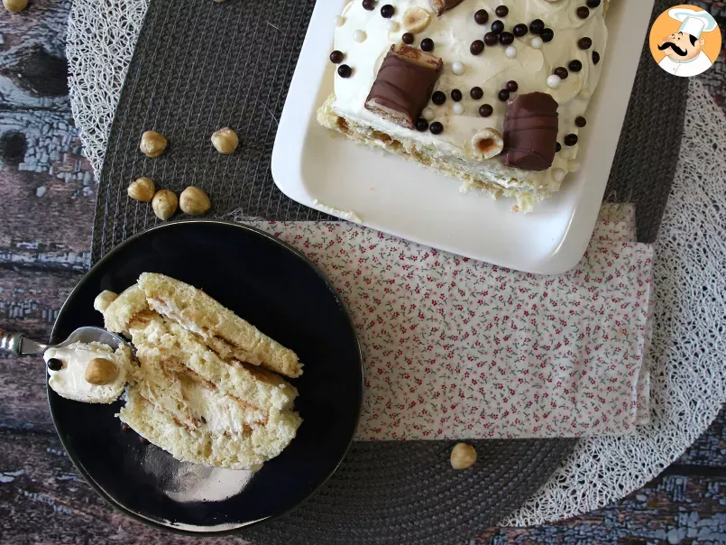 Easy Kinder Bueno roll, perfect as a birthday cake or as a Christmas log! - photo 2