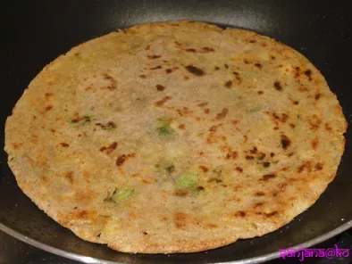 Easy Peasy Aloo Paneer Paratha (Sadly, there are no peas in this recipe) - photo 13