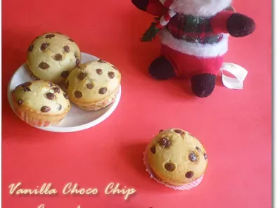 Eggless Vanilla Chocolate Chips Cupcakes - photo 2