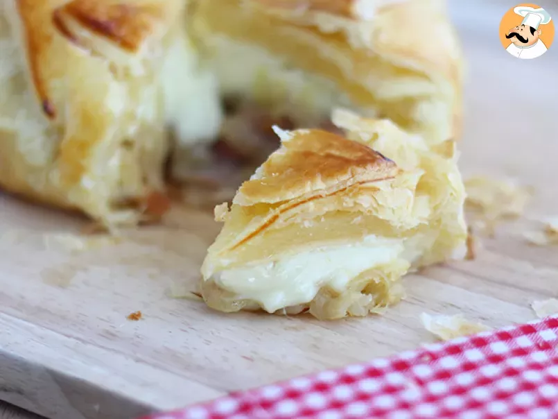 Flaky camembert with onions and ham - Video recipe! - photo 2