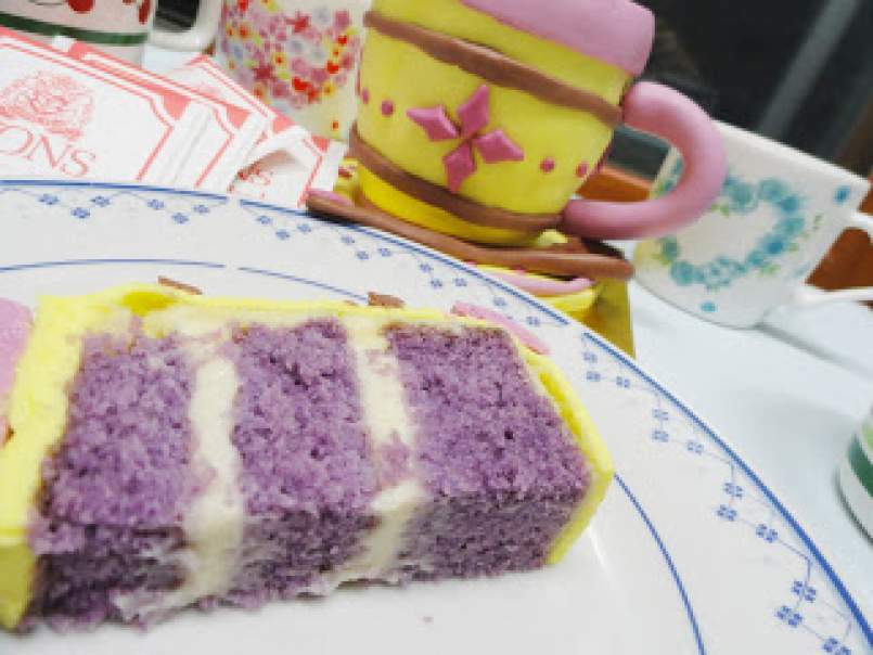 Fondant Cake - Purple Yam Cake with Coconut Cream Filling - photo 2
