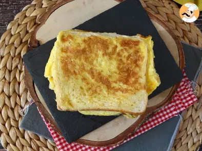 French toast omelette sandwich - Egg sandwich hack - photo 4