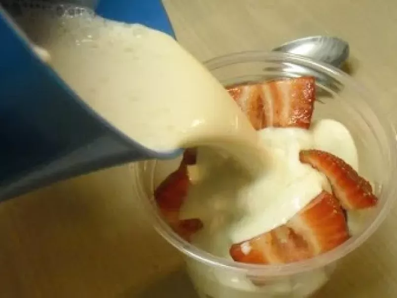 Fresas Con Crema ~ Strawberries with Cream - photo 2