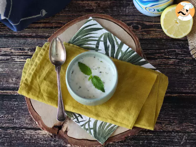 Fresh yogurt sauce with mint and lemon juice, perfect for summer meals! - photo 3