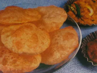 Fried Cholar Dal, Luchi, Baingan, Tomato Oambal, Posto Charchari & Pantua - - photo 2