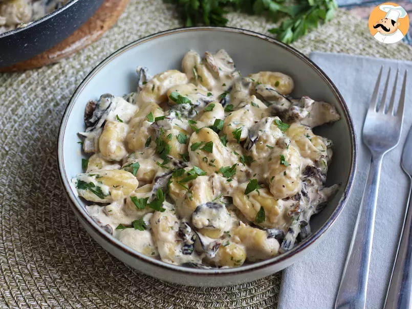 Gnocchi with mushrooms, a tasty and easy meal - photo 4