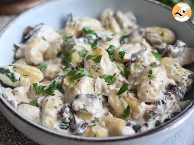 Gnocchi with mushrooms, a tasty and easy meal - photo 2