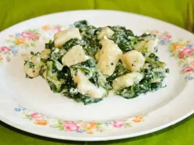 Gnocchi with spinach and Feta cheese