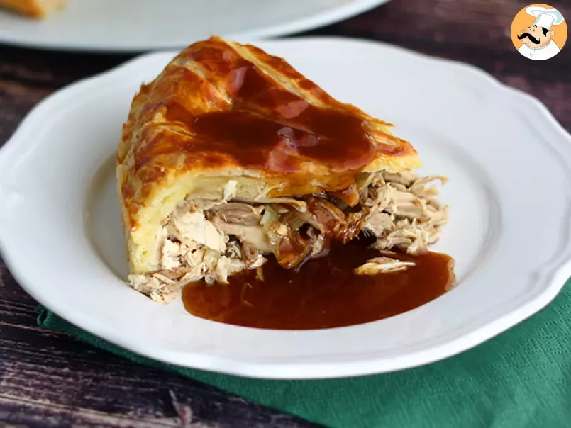 Guinea fowl pie and its gravy