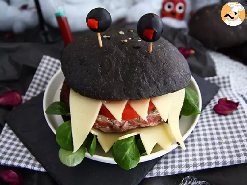 Halloween monster burger - photo 4