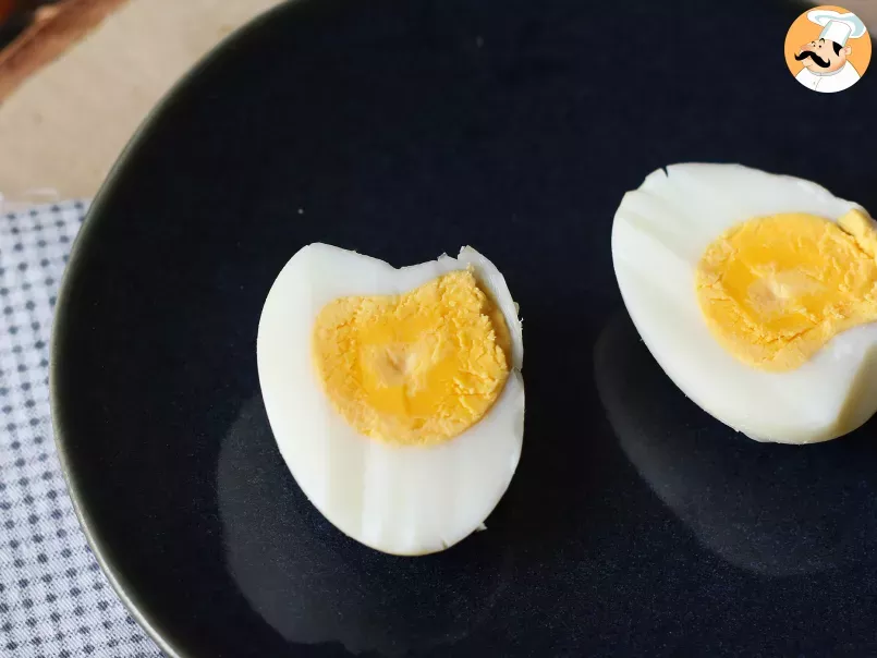 Hard-boiled eggs but cooked in Air fryer - photo 4