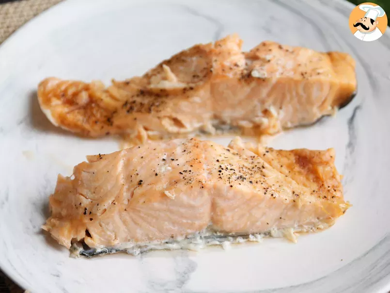 How to cook salmon in the microwave? - photo 2