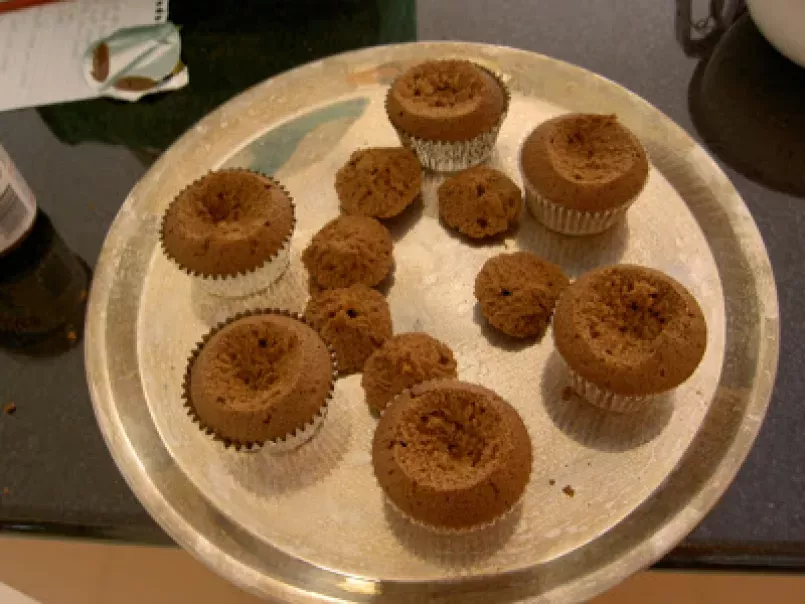 Hummingbird Bakery Hazelnut and Chocolate Cupcakes - photo 2