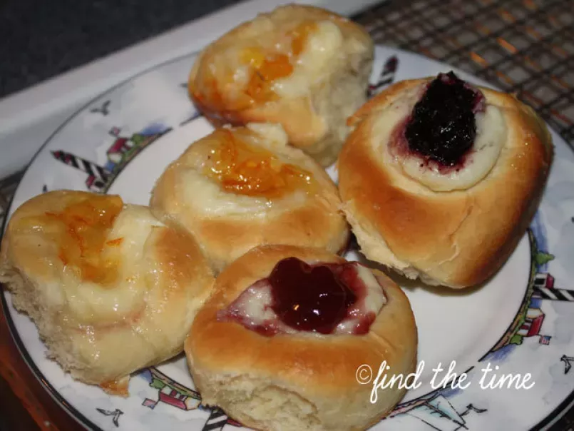 Kolaches (sweet Czech pastries) - photo 3
