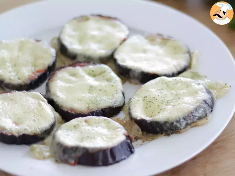 Little eggplant pizzas - Video Recipe ! - photo 2